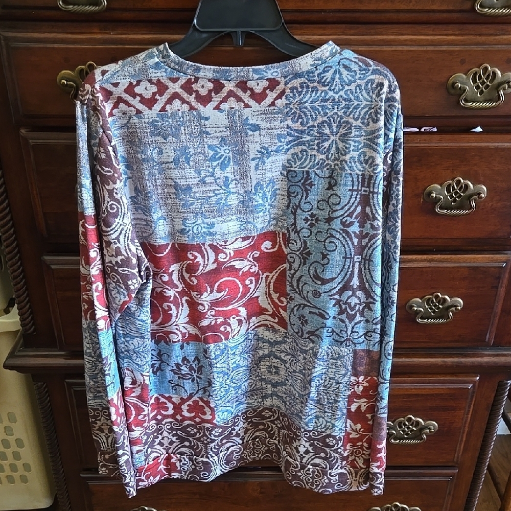 Multicolor Patterned Long Sleeve Shirt - Picture 2 of 2